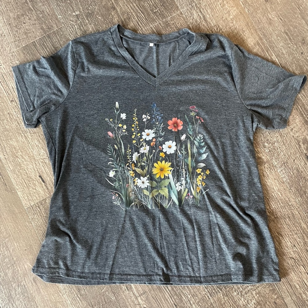 Floral Graphic V-Neck Women’s Top